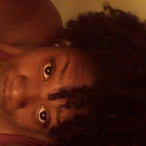 Meet your Posher, Yvette