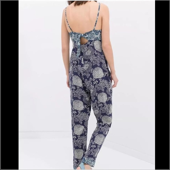 Zara Halter Back Floral Romper Jumpsuit