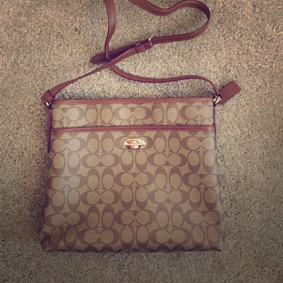 Coach Shoulder Bag