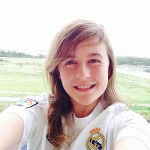 Meet your Posher, Briana