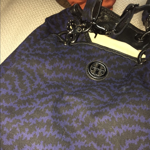 Clothe Tory burch hobo