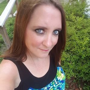 Meet your Posher, Angie