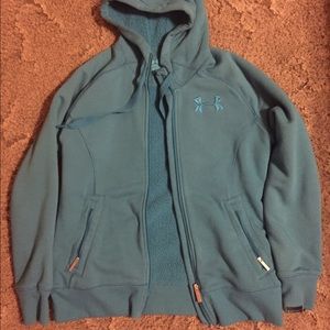 UA gold gear fleece coat