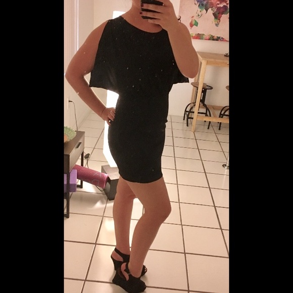 Forever 21 Dresses & Skirts - Forever 21 little black dress