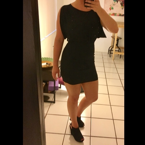 Forever 21 little black dress - Picture 2 of 4