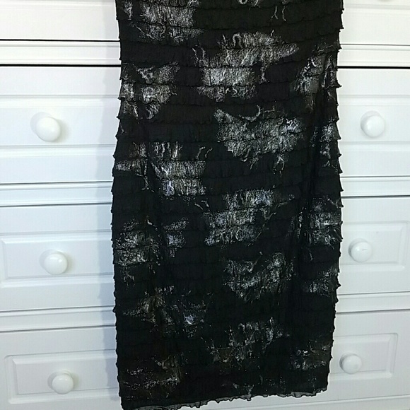 Betsey black and silver ruffled dress - Picture 4 of 4