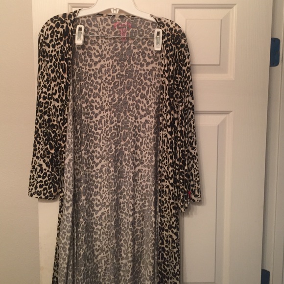 Candies Leopard Robe - Picture 2 of 4