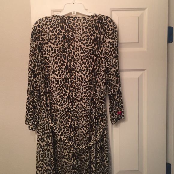 Candies Leopard Robe - Picture 3 of 4