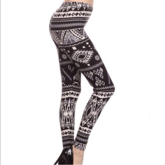 Boutique Pants - CLOSET CLOSING Aztec Print Leggings