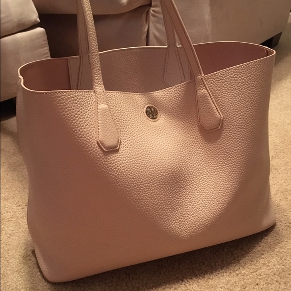 Tory Burch Handbags - Tory Burch Perry Tote