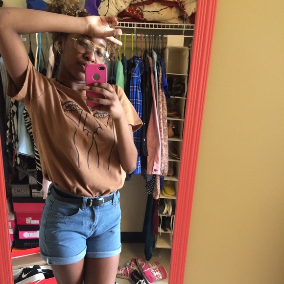 Sade (sha-day) 💁🏽💅🏽 - Picture 1 of 1