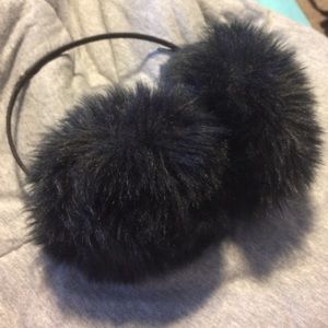 🌞black super fluffy earmuffs