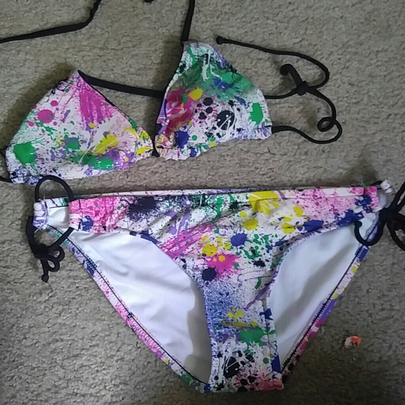 Reversible triangle Splatter paint Bikini