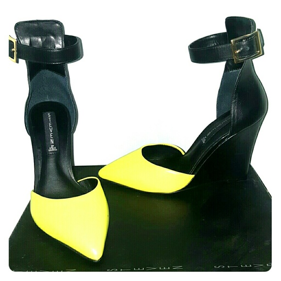 Steven By Steve Madden Serissa Black/Yellow Wedge
