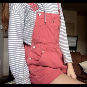 VINTAGE PEACH TOMMY HILFIGER OVERALL SHORTS