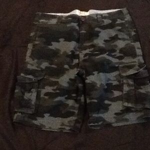 Mens black n grey camo shorts