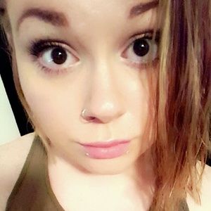 Meet your Posher, Michaela