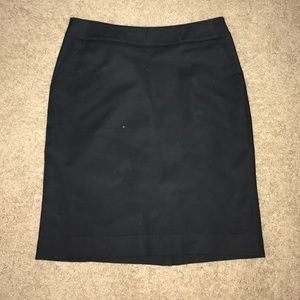 Black pencil skirt with pockets!!