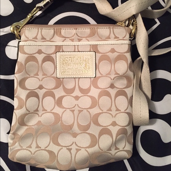 Authentic Coach crossbody