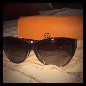 Tory burch squarish glasses