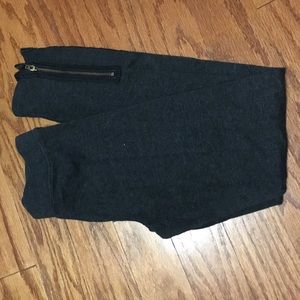 ⚡️Flash Sale⚡️Grey zipped leggings