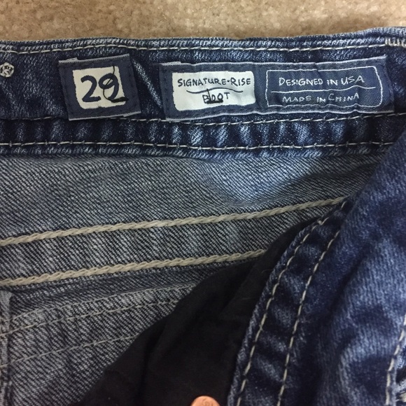 *SOLD ON MERCARI* Miss Me Jeans - Picture 3 of 4