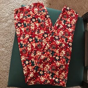 *NWT* LulaRoe TC Floral Leggings