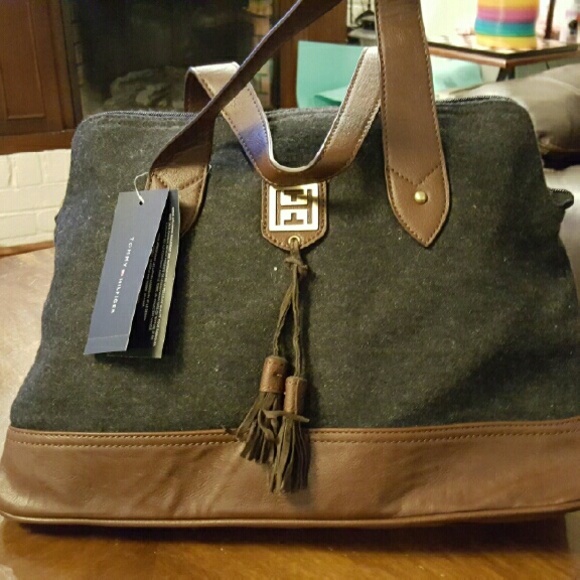 Tommy Hilfiger Handbags - Bag