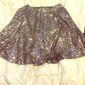 Xhilariation sequence skirt