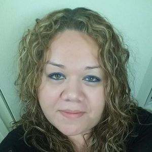 Meet your Posher, Janeth