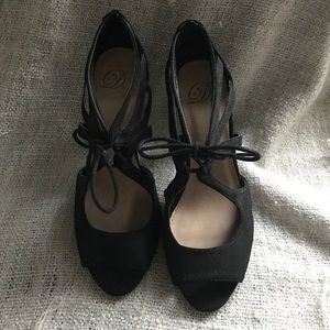 Black Laced Heels