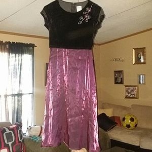 Beautiful girls dress NWOT