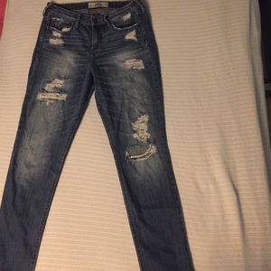 I ain't yo mamma jeanssss