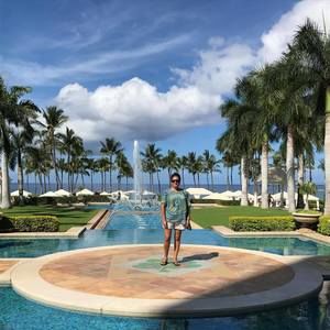 Meet your Posher, Mary jane