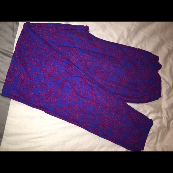 LuLaRoe one size floral pattern leggings