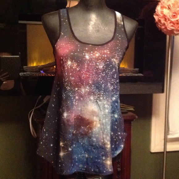 The Clas-sic Tops - The Clas-sic galaxy tank top