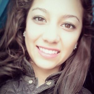 Meet your Posher, Javier