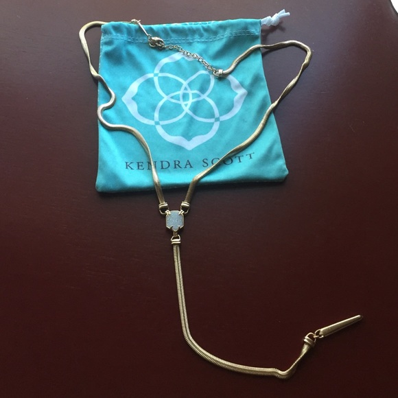 Kendra Scott Starla Necklace