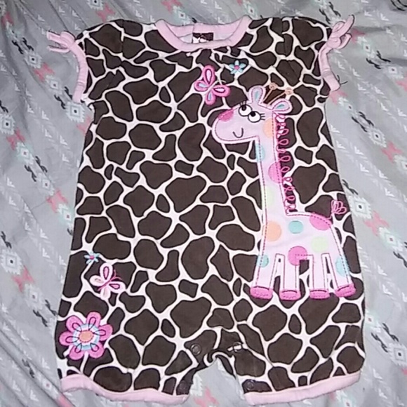 Cute body suit onsie by jumping beans