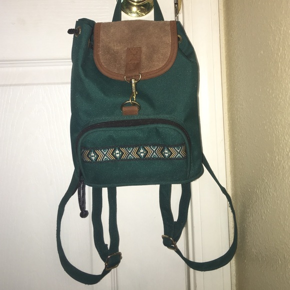 Green & Tribal mini-backpack💚