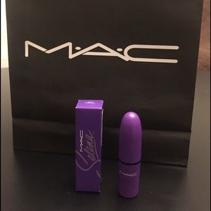 MAC Selena Collection NIB Amor Prohibido Lipstick