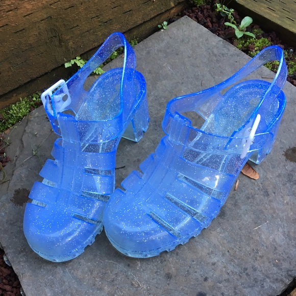 ❌SOLD❌Clear sparkly heeled jelly sandal - Picture 1 of 3