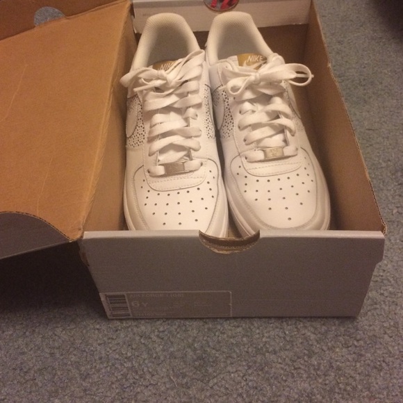 Air Force 1 - Picture 4 of 4