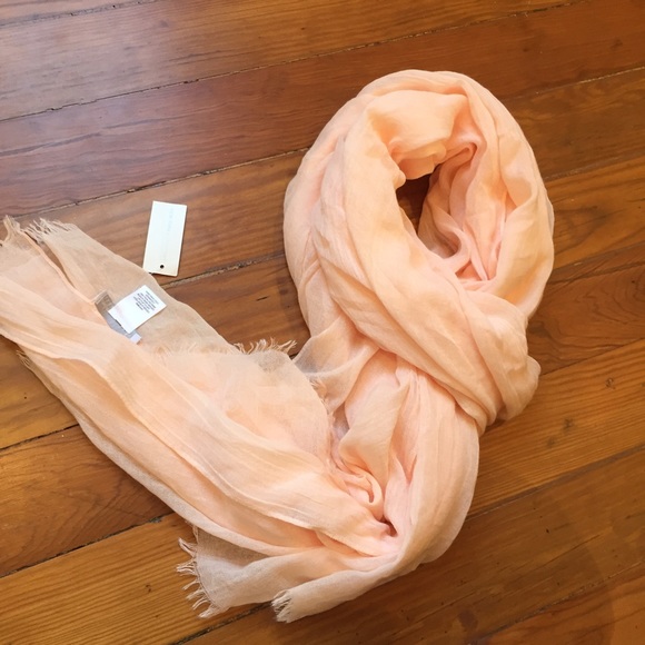 New York & Company scarf ❄️