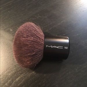 Buffing brush