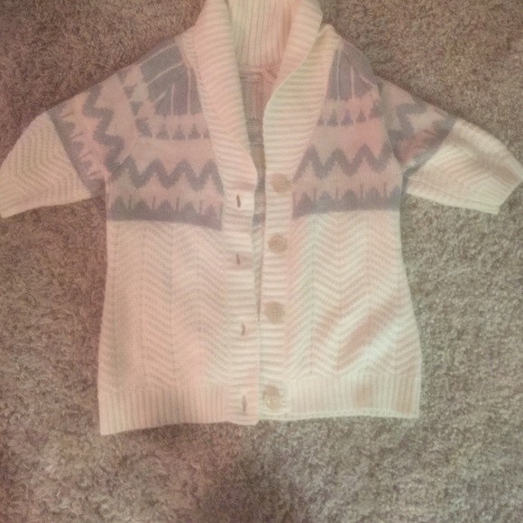 3/4 over sized sweater great for fall!!