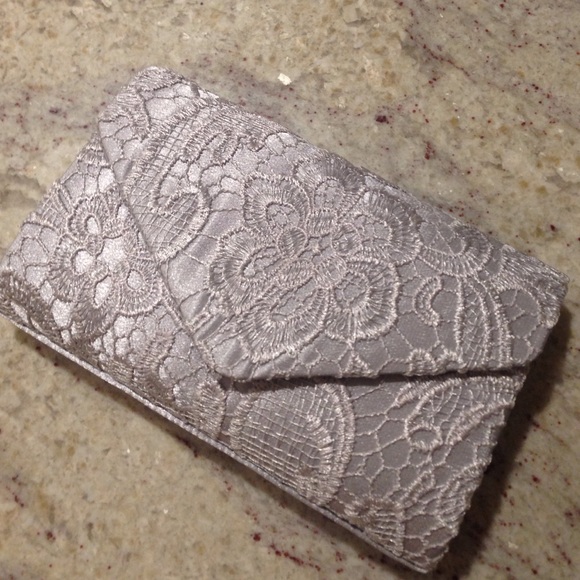 Clutch - Picture 1 of 3