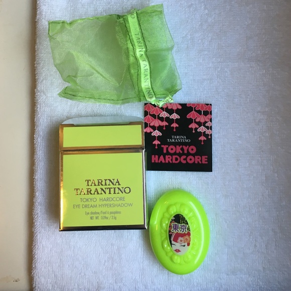Tarina Tarantino eyeshadow Tokyo hardcore lime!