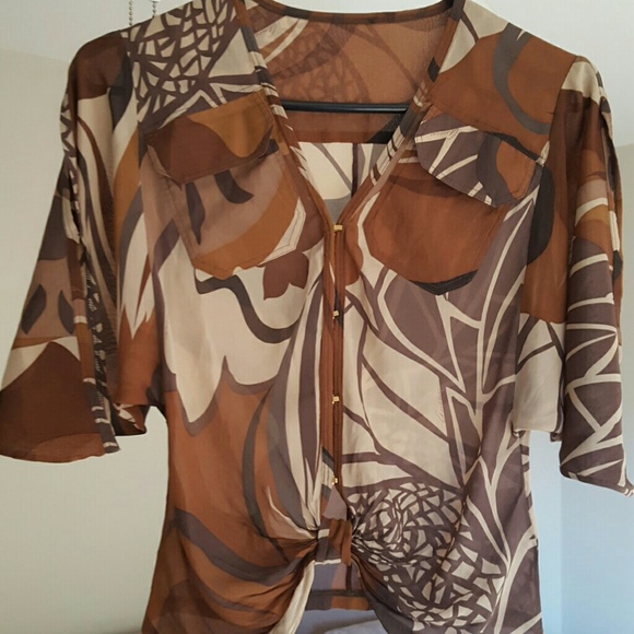 Authentic silk Gucci top. Excellent condition!!