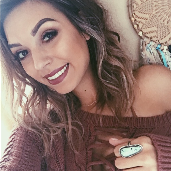 Meet Me - Picture 4 of 8